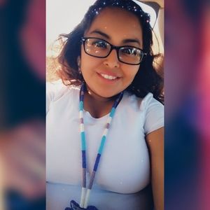 Meet your Posher, Lynnelle